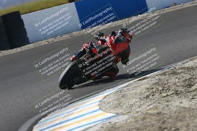 media/Oct-12-2025-CRA (Sun) [[e621380112]]/Races/Race 11/